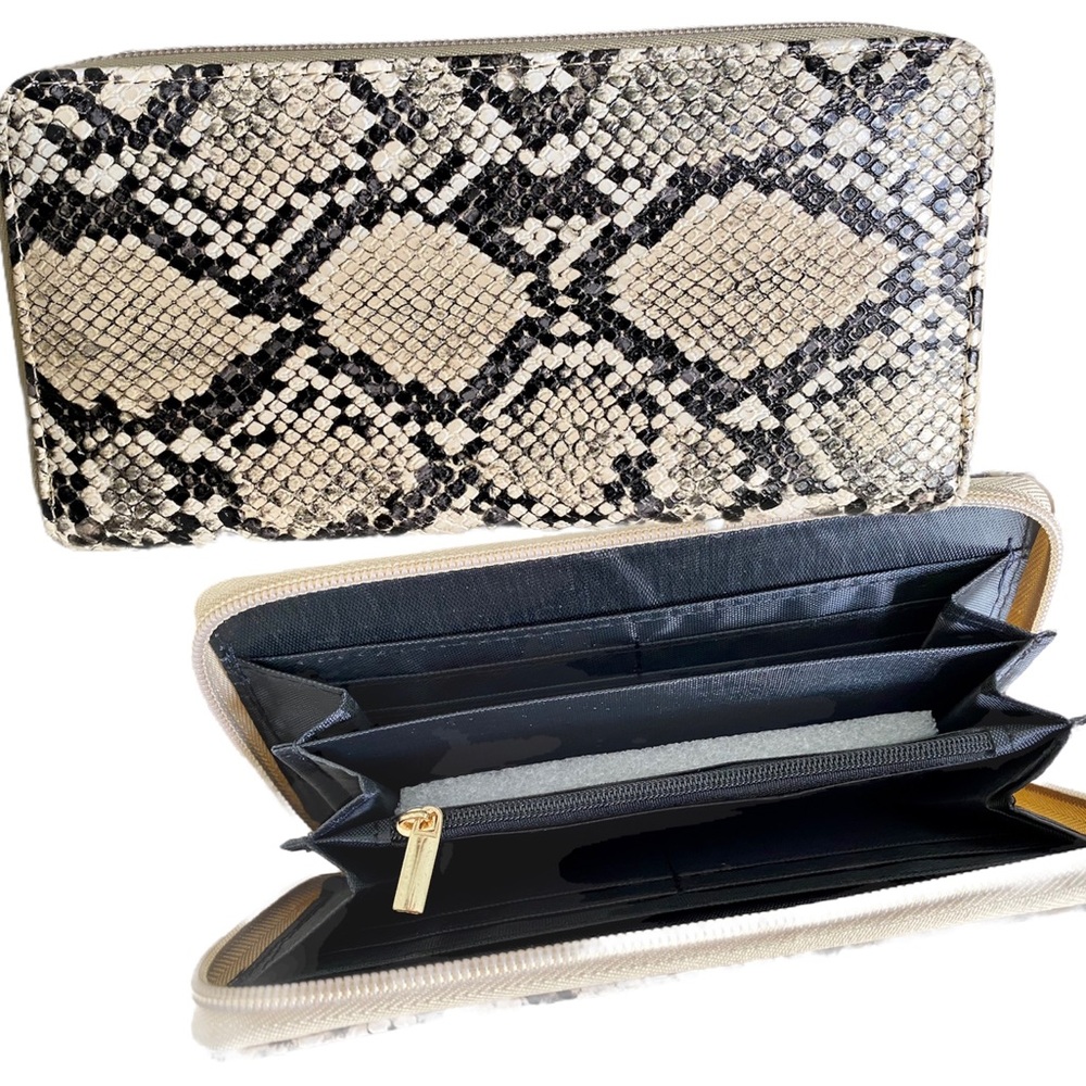 Women’s Snake Print Wallet
